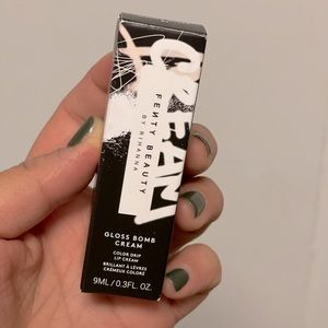 Fenty Beauty Glass Bomb Cream: Color Drip Lip Cream — 04 Cookie Jar